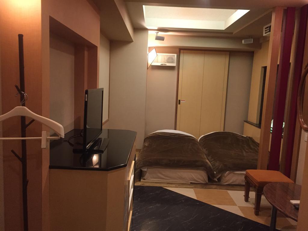 Le Tour Hotel Group-Tokyo Sagamihara Bagian luar foto